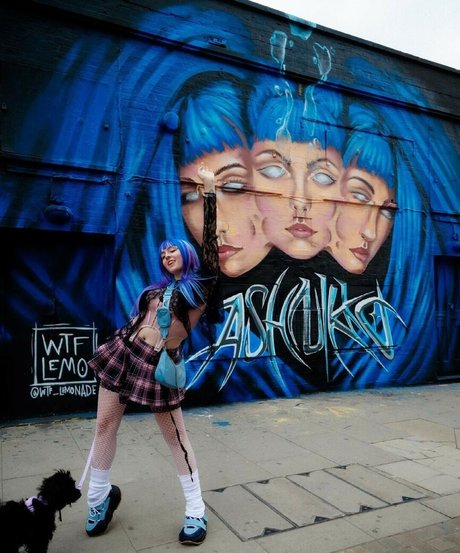 Ashnikko modèle hd photo