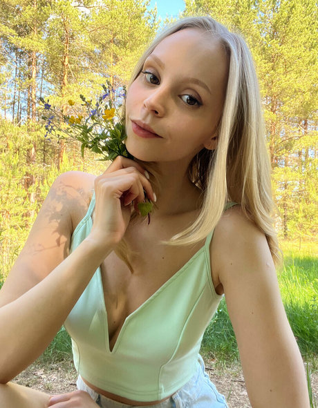 double branlette onlyfans belle exclusivité photos