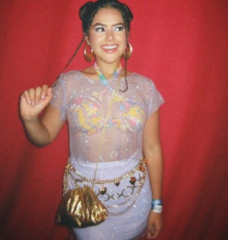 Maisa Silva haut étoile images