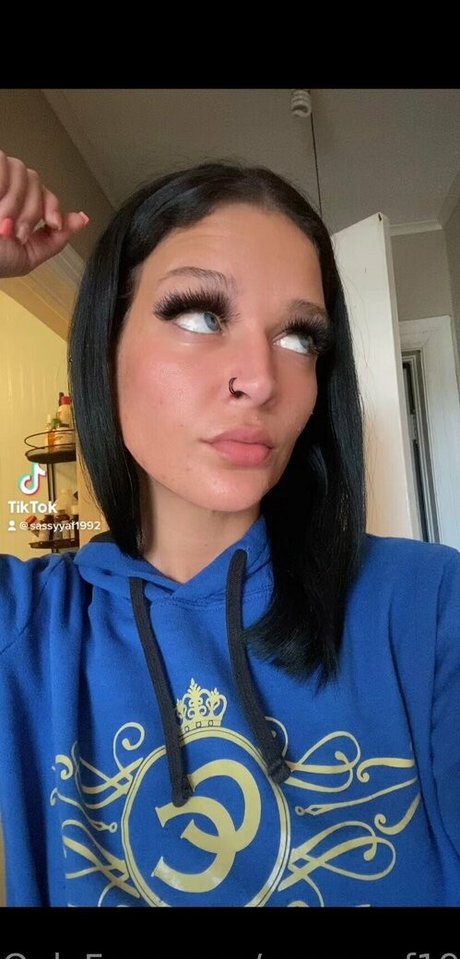 sassyyaf1992 jolie étoile img