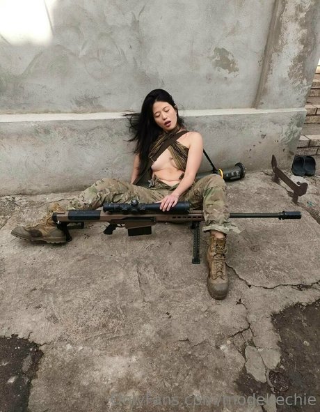 modeltechie actrice sexy galerie