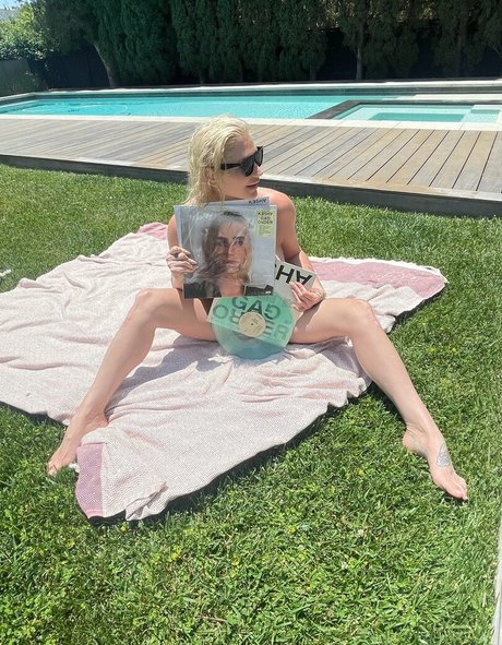 KeshaRose star du sexe photo