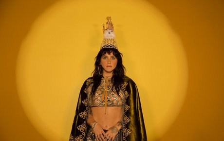 KeshaRose modèle joli photo