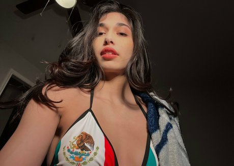 reinaraexxx haut de star du porno photo