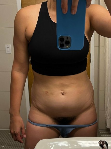 yourbabyemilyyy meilleure star du porno image