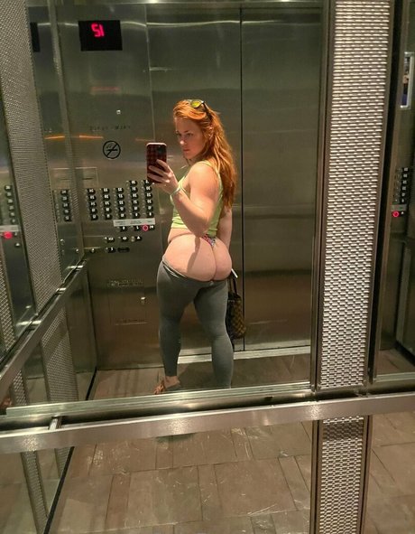 unashamed star du porno xxx images