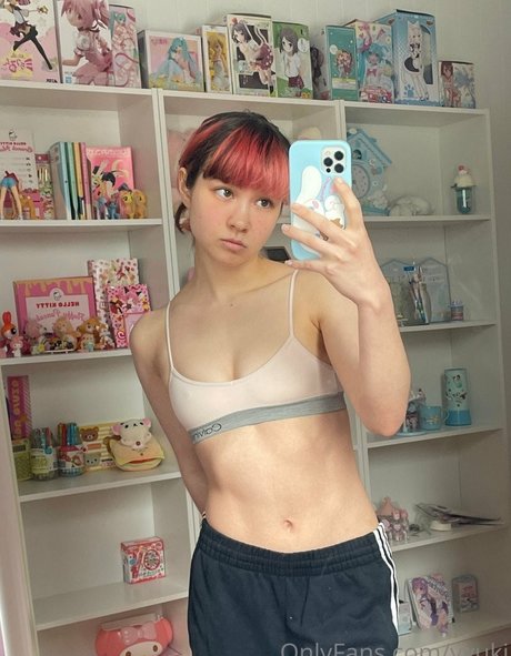 ado asiatique solo onlyfans parfait meilleur images