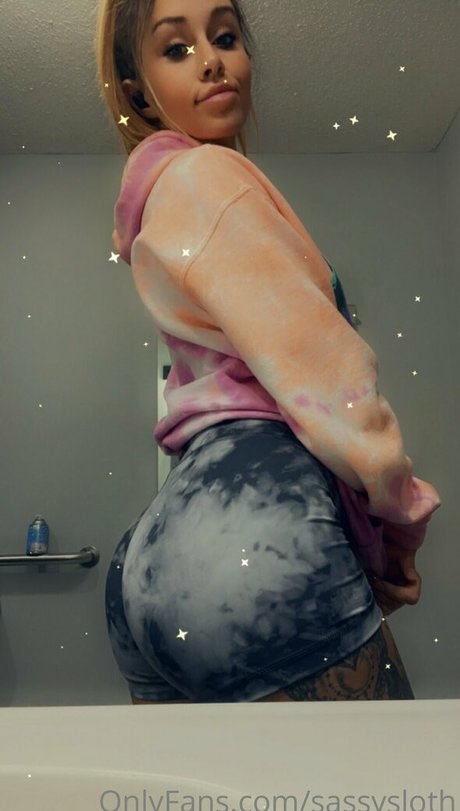 sassysloth star du porno exclusive photo