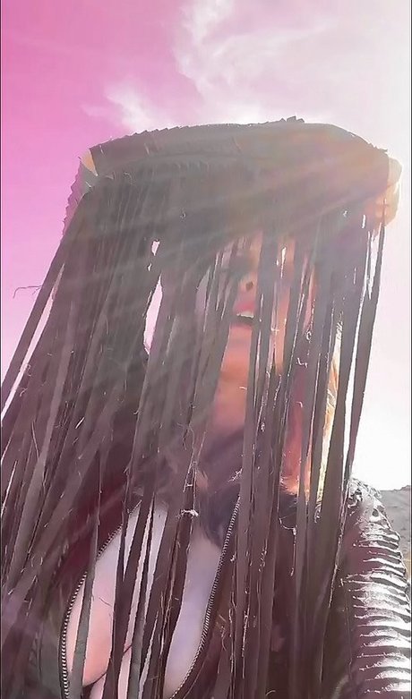 Carrie Keagan étoile xxx images