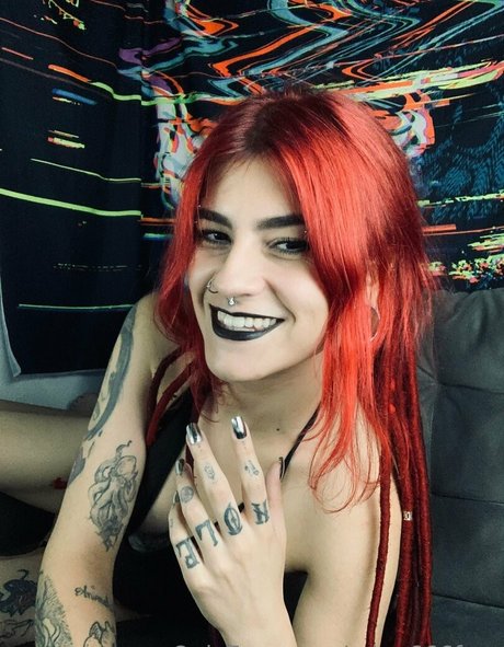 mina666free actrice adulte des photos