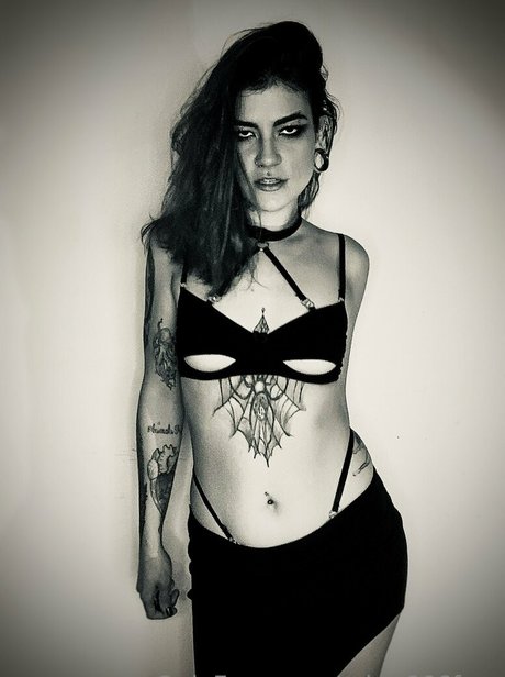 mina666free étoile de haute qualité photos