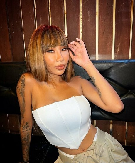 corpus uniquementfans xxx des photos