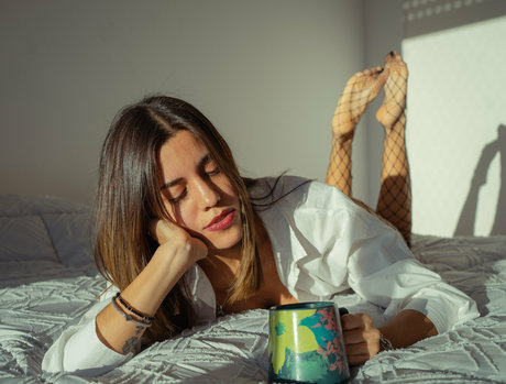 sara latina joli modèle photos