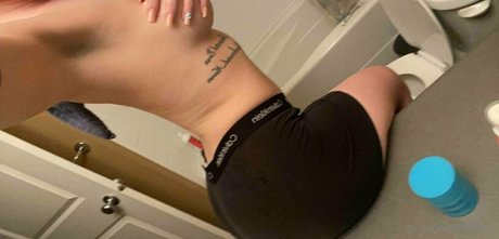 charlottestoneca star pornographique galerie