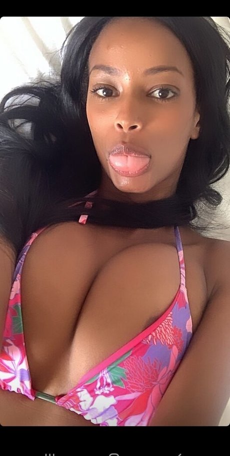 Tami Takala modèles nus collection