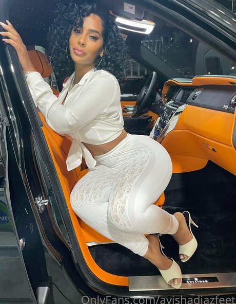 ayishadiazfeet modèle adulte galeries