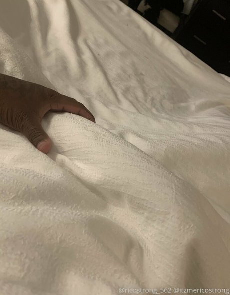 itzmericostrong étoile sexy images