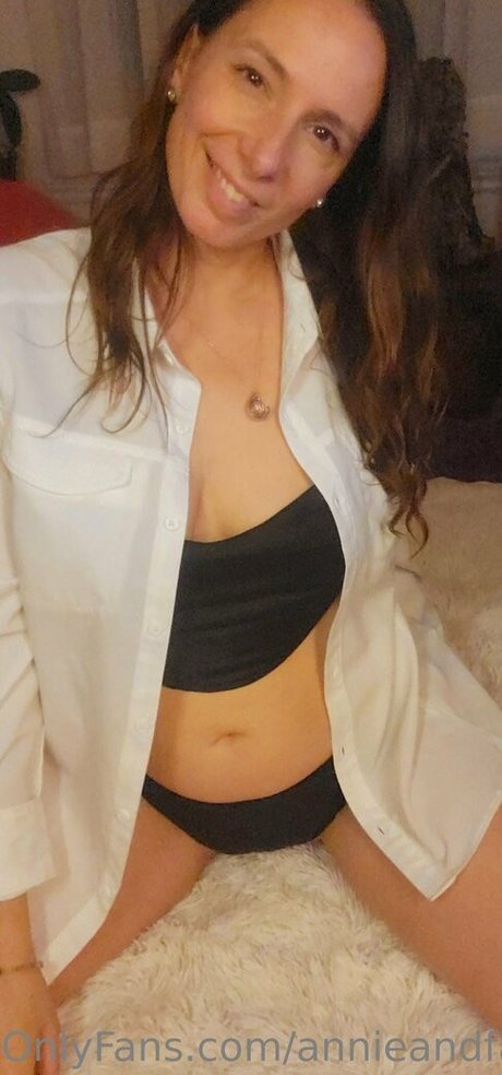 lamasseuse actrice de grande qualité galeries