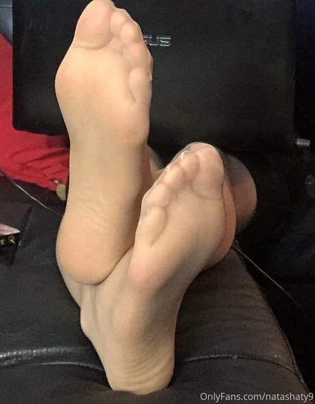 natashaty9 modèles nus photo