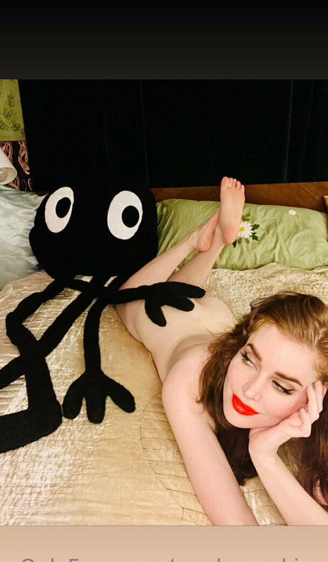 Marlo Meekins modèle nu image