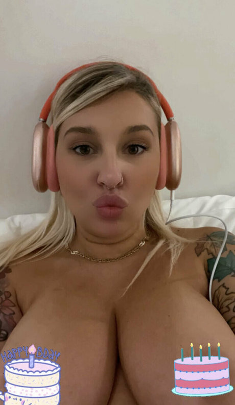 kittyautumnmeow actrice hd photos