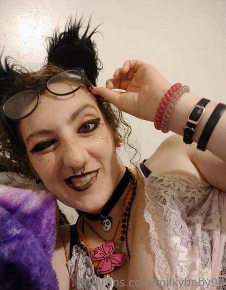 milkybaby94 modèle de sexe archive