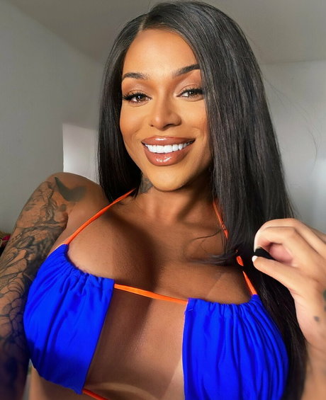 transsohot star du porno chaude des photos