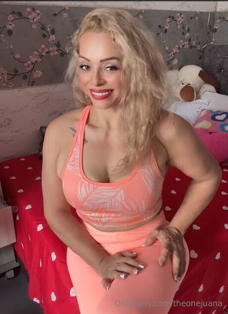 theonejuana star érotique collection