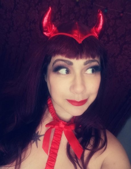 matureanna art étoile galerie