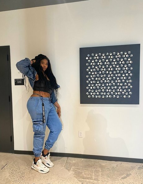 bigbootytechnerd xxx étoile photo