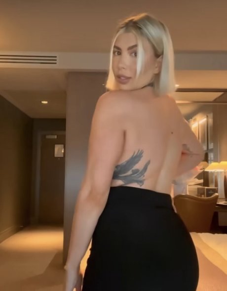 Olivia Buckland jolie star du porno images