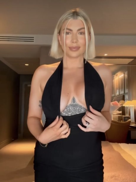 Olivia Buckland modèle sympa img