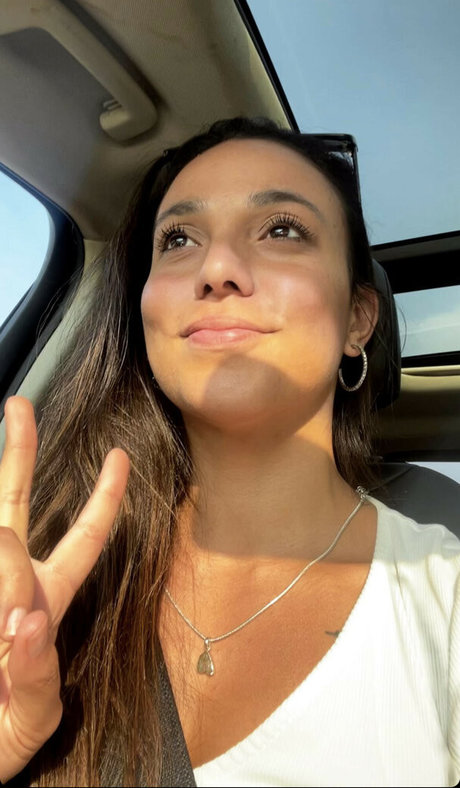 Mariane Sakay jolie étoile images