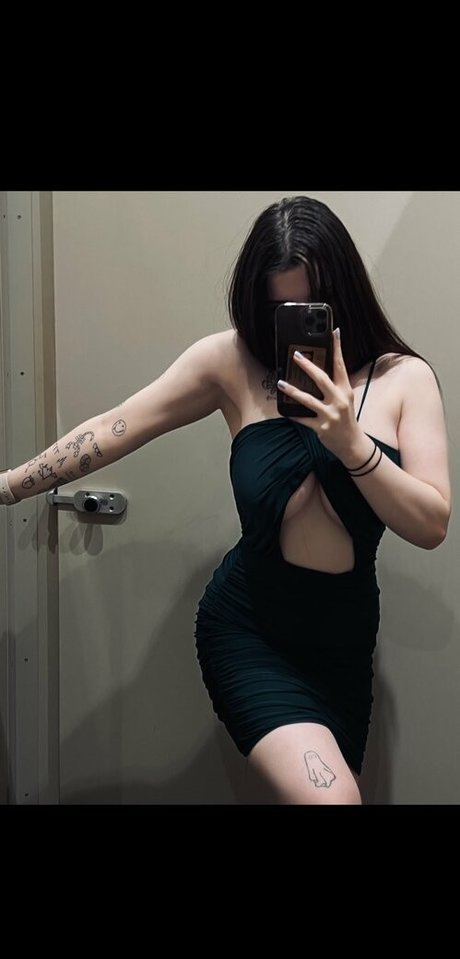 elerievans123 star du porno chaude galerie