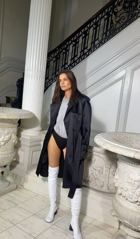 Katie Holmes étoile xxx img