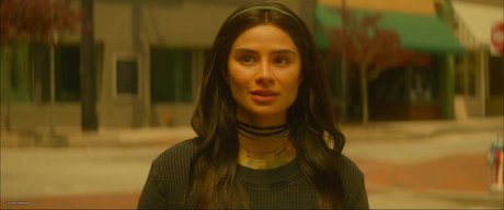 Diane Guerrero étoile magnifique galeries