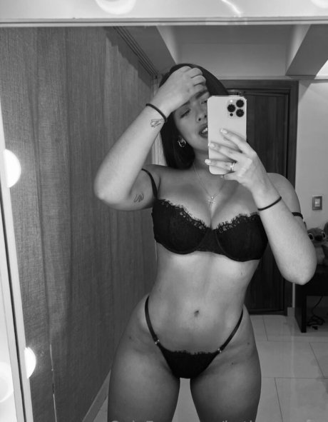 Katherine Rodriguez star du porno adulte des photos