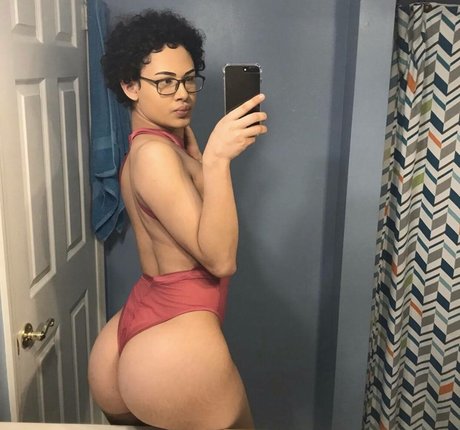 Thick Diamond modèle xxx photos