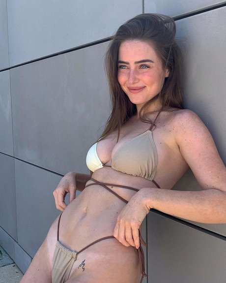 Effy Palarya jolie star du porno photo