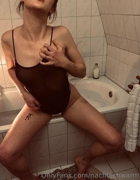 nachtschwarm étoile img