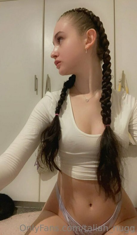 taliah nugg actrice de nus photo