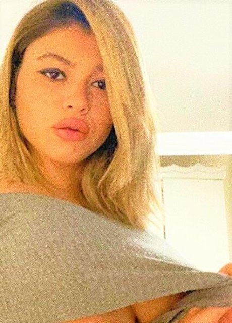 Eden Emma Yulie nus star du porno image