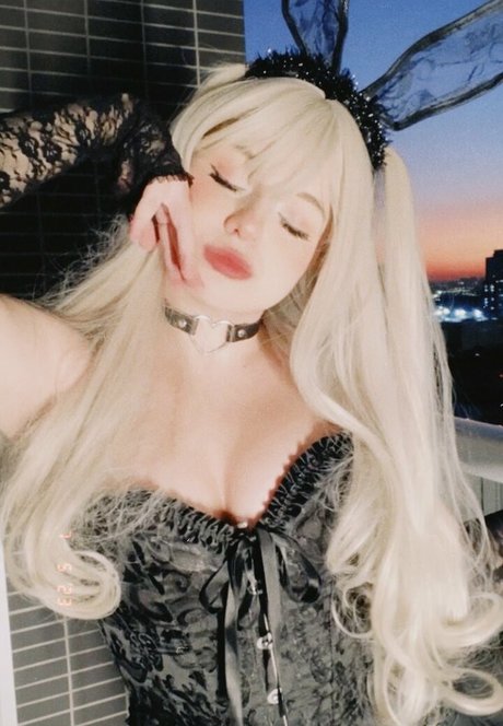 Bihune star du porno chaude image