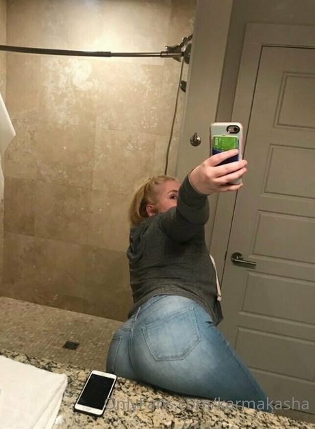 theoliviaskies mannequin galeries