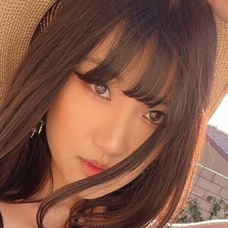 Aria Saki star du porno exclusive archive