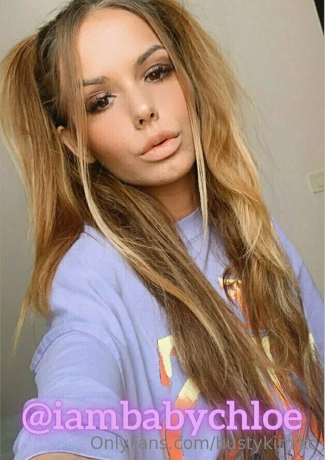 bustykimiko star du porno chaude image