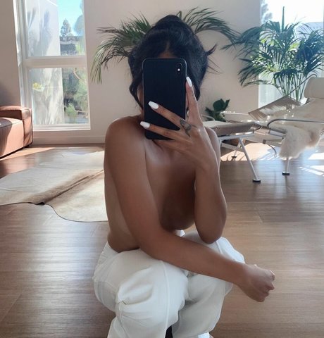 gold gypsy mannequin galerie