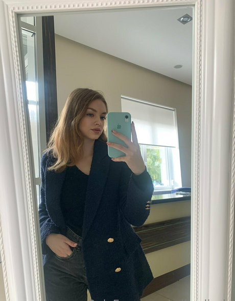 blonde naturelle onlyfans haute qualité meilleur galeries