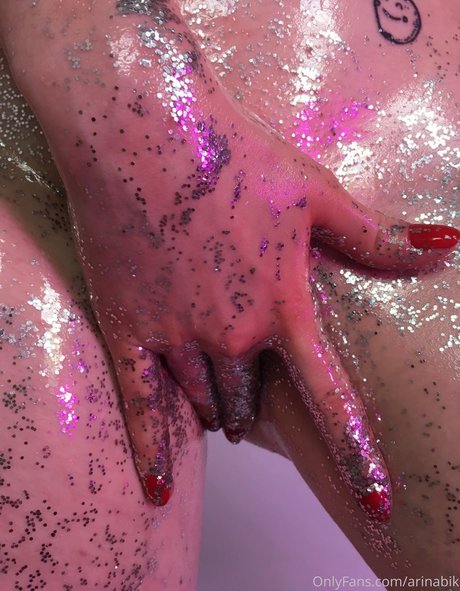 Arina Bik modèle de sexe images