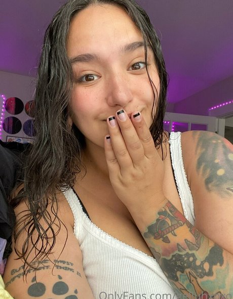 gelluhxoxo modèle hd image